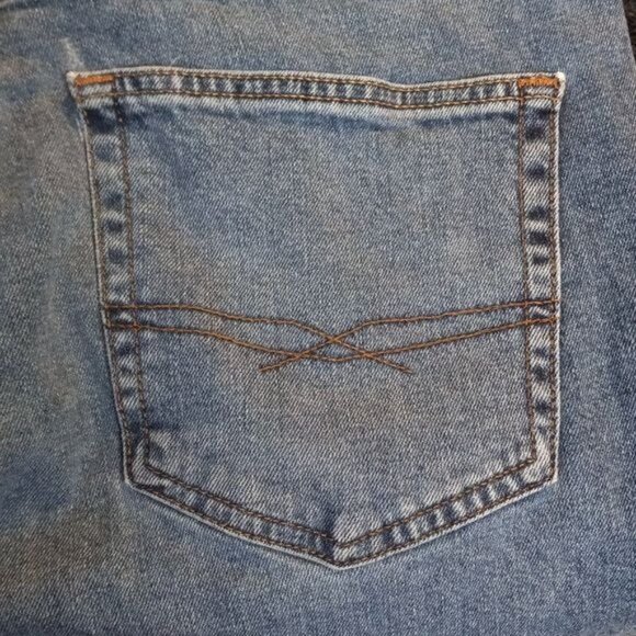 Signature By Levi Strauss W36 L32 Mens Athletic Jeans Medium Wash Blue Denim - Picture 11 of 15